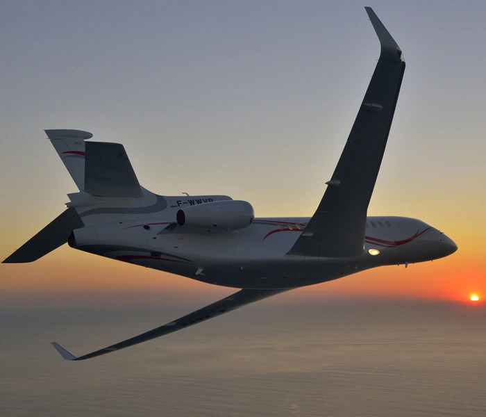 flying into a sunset with the falcon 7x