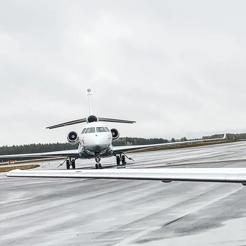 two falcon 7x on runway